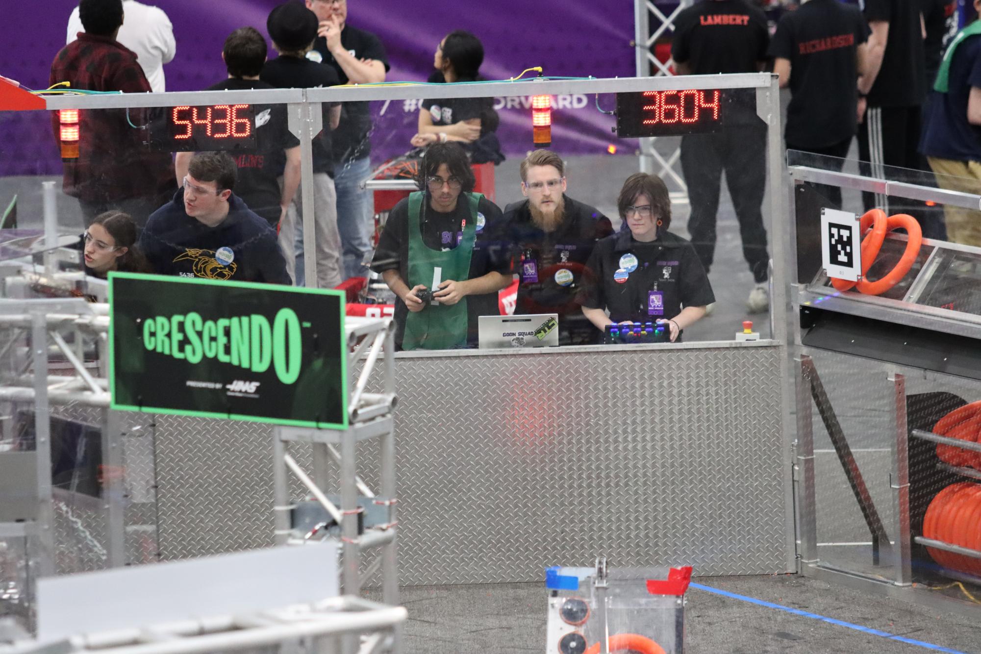 Woodhaven+dominates+at+the+FIRST+Robotics+tournament+in+March.